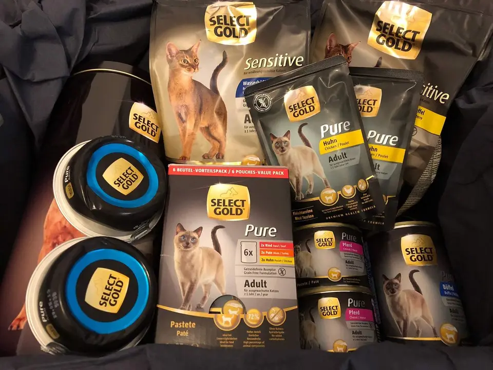 SELECT GOLD Test - Was kann das Katzenfutter von Fressnapf?